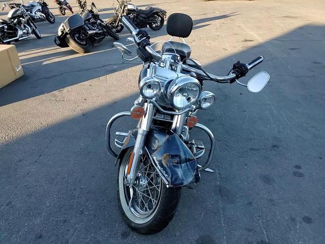 2016 Harley-Davidson Flstc Heritage Softail Classic VIN: 1HD1BWV32GB015648 Lot: 82006184