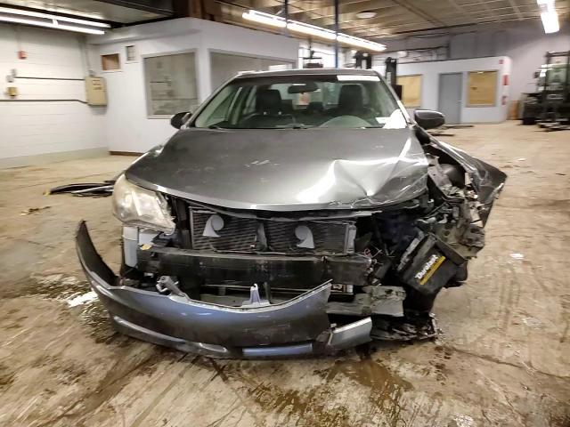 2012 Toyota Camry - Image 11