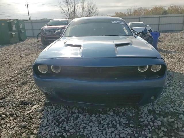 2021 Dodge Challenger - Image 11