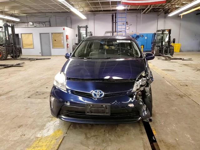 2014 Toyota Prius - Image 10