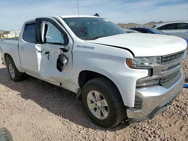 2020 Chevrolet Silverado - Image 11