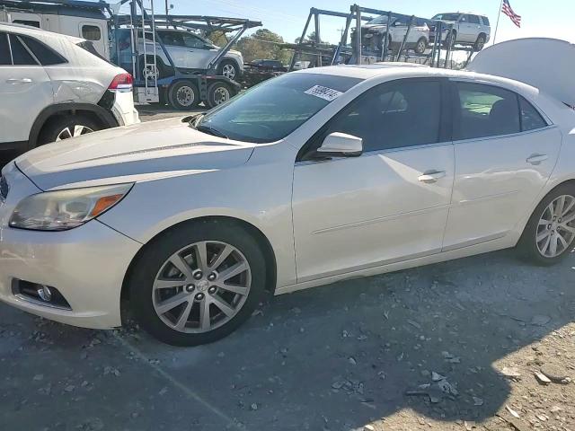 2013 Chevrolet Malibu - Image 11