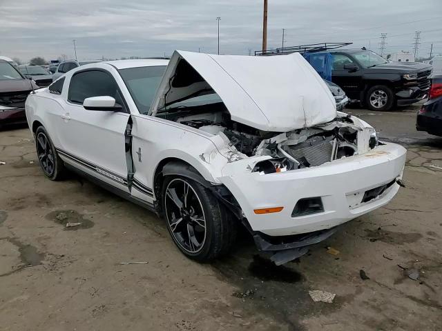 2010 Ford Mustang - Image 10