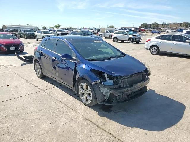 2013 Hyundai Elantra - Image 14