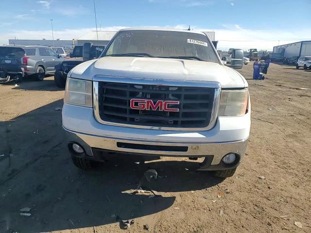 2007 GMC Sierra - Image 11