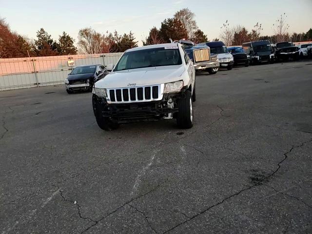 2012 Jeep Grand Cherokee - Image 12