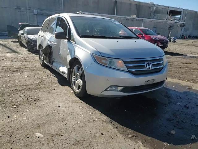 2012 Honda Odyssey - Image 11