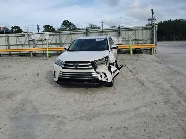 2019 Toyota Highlander Limited VIN: 5TDYZRFH0KS313141 Lot: 79848084