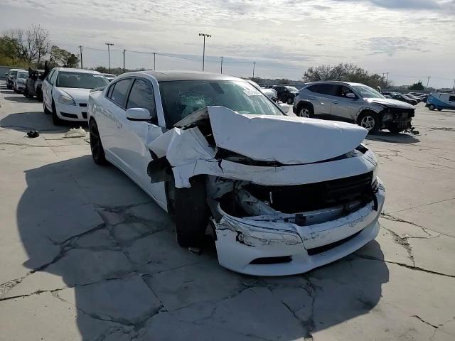 2019 Dodge Charger - Image 11