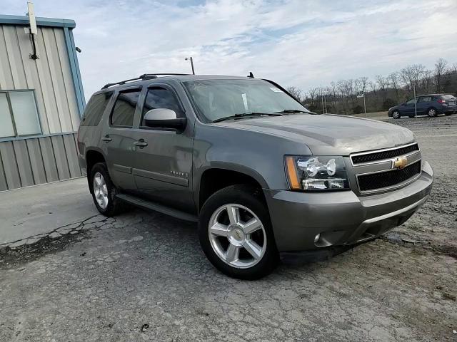 2007 Chevrolet Tahoe K1500 VIN: 1GNFK13077J326217 Lot: 81388824