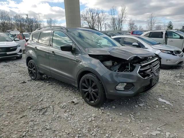2019 Ford Escape - Image 15