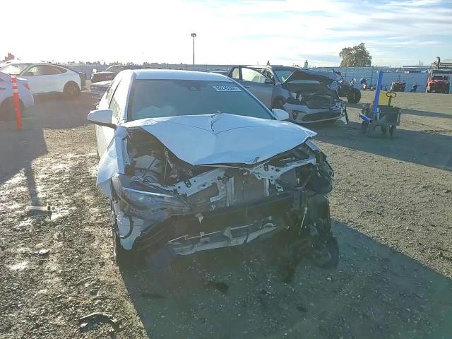 2019 Toyota Corolla - Image 11