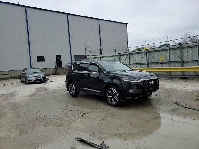 2019 Hyundai Santa Fe - Image 14