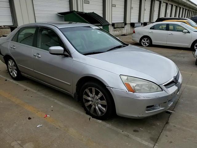 2007 Honda Accord - Image 11
