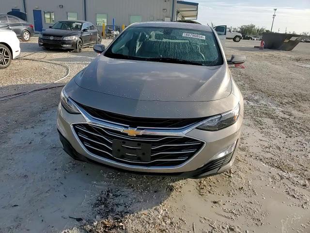 2022 Chevrolet Malibu - Image 13