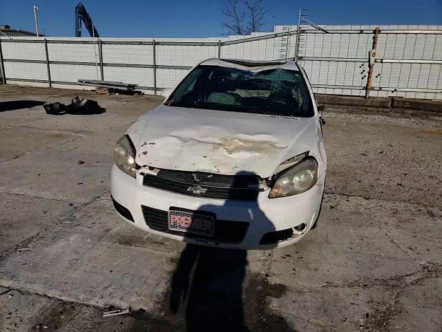 2006 Chevrolet Impala - Image 11