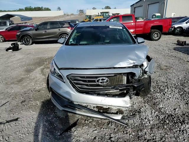 2017 Hyundai Sonata - Image 13