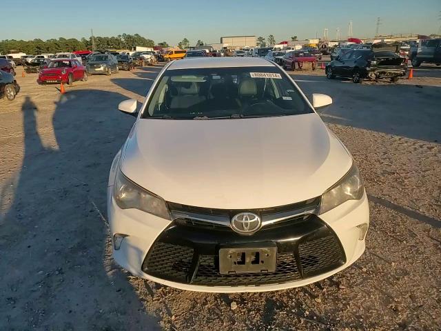 2017 Toyota Camry - Image 11