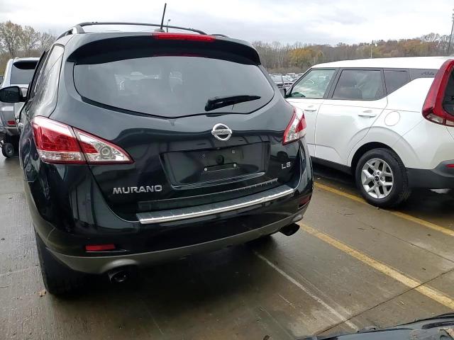 2011 Nissan Murano - Image 12