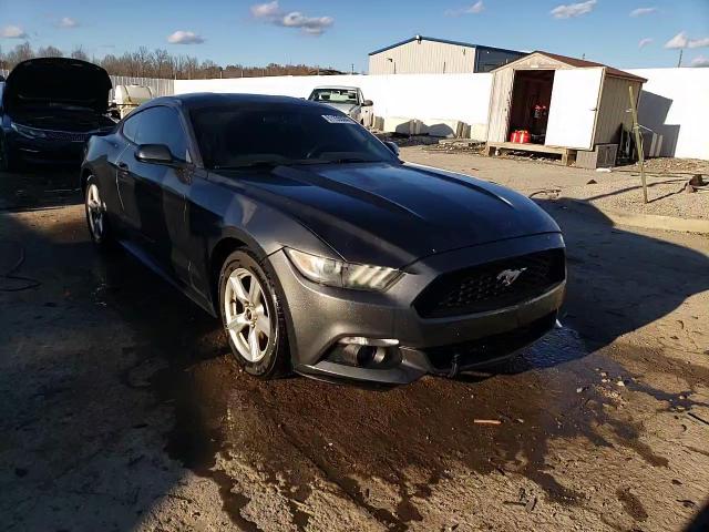2015 Ford Mustang - Image 13