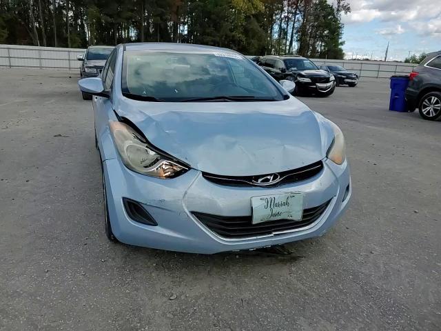 2012 Hyundai Elantra - Image 11