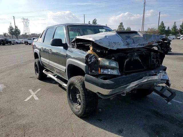 2004 Chevrolet Avalanche C1500 VIN: 3GNEC12T94G195096 Lot: 82793894