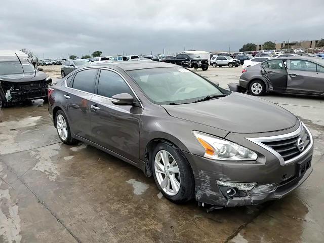 2014 Nissan Altima - Image 13