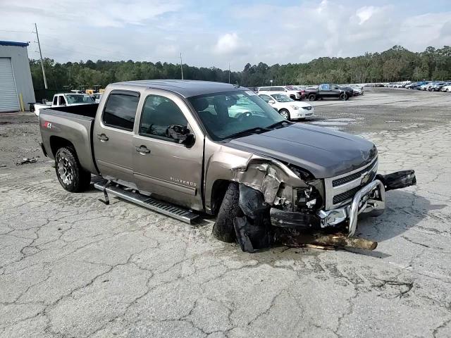 2012 Chevrolet Silverado - Image 13