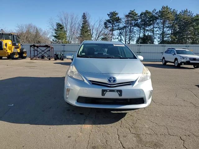 2012 Toyota Prius - Image 12