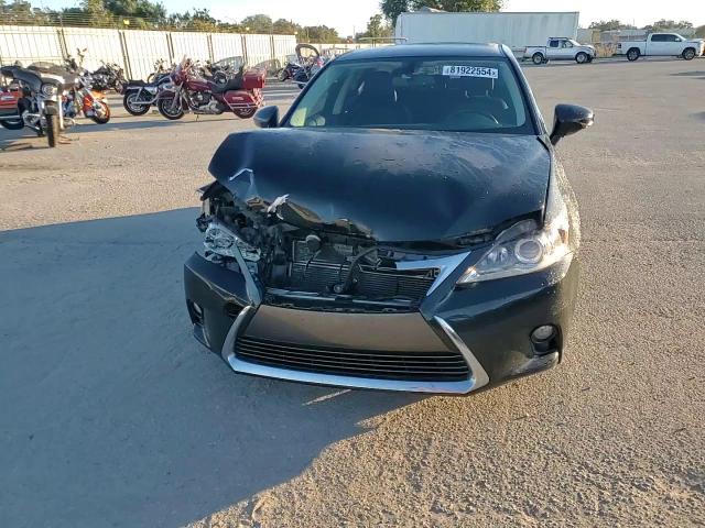 2017 Lexus CT - Image 13