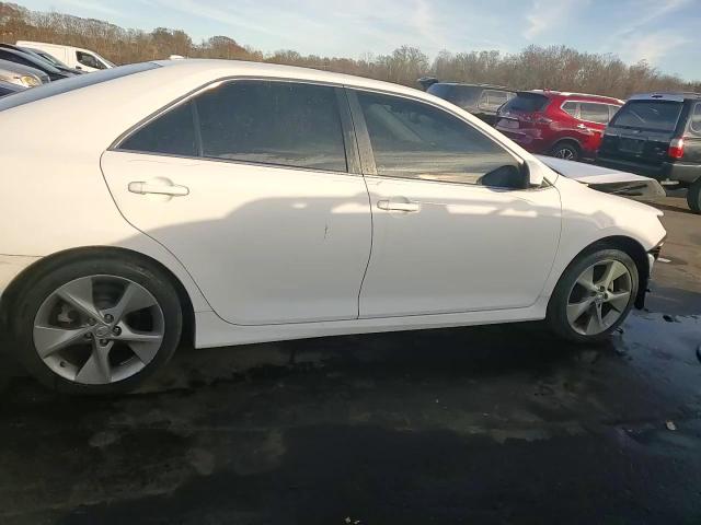 2013 Toyota Camry - Image 13