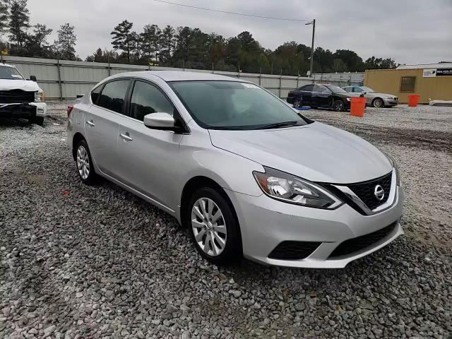 2019 Nissan Sentra - Image 13
