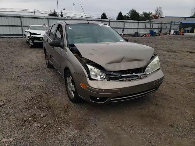 2005 Ford Focus Zx4 VIN: 1FAFP34N05W137656 Lot: 80866934