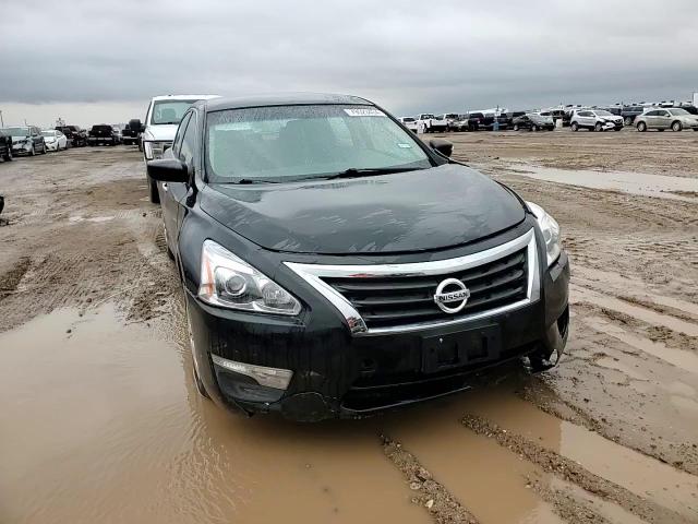 2015 Nissan Altima - Image 11