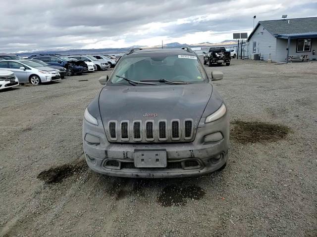 2017 Jeep Cherokee Latitude VIN: 1C4PJMCS8HW509438 Lot: 80353184