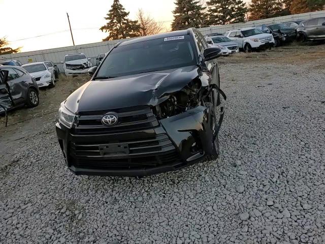 2018 Toyota Highlander - Image 12