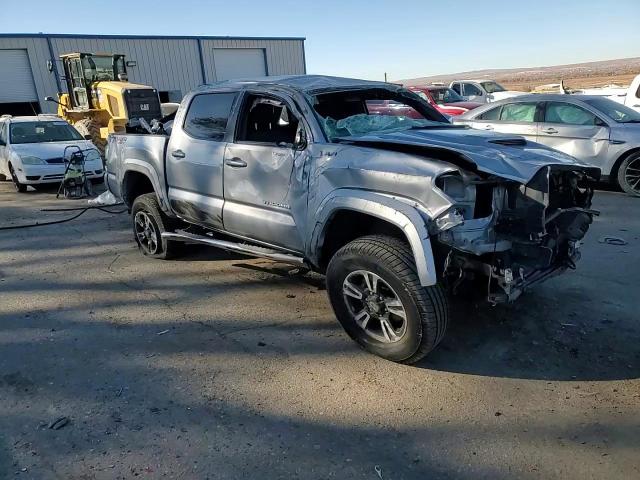 2016 Toyota Tacoma - Image 13