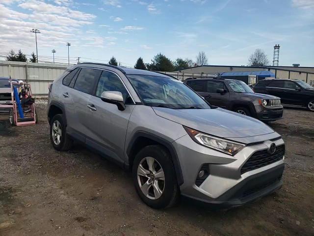 2020 Toyota RAV 4 - Image 11