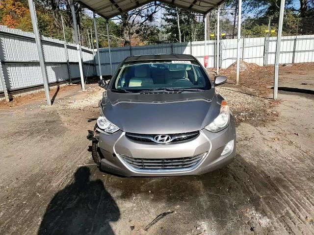 2013 Hyundai Elantra - Image 13