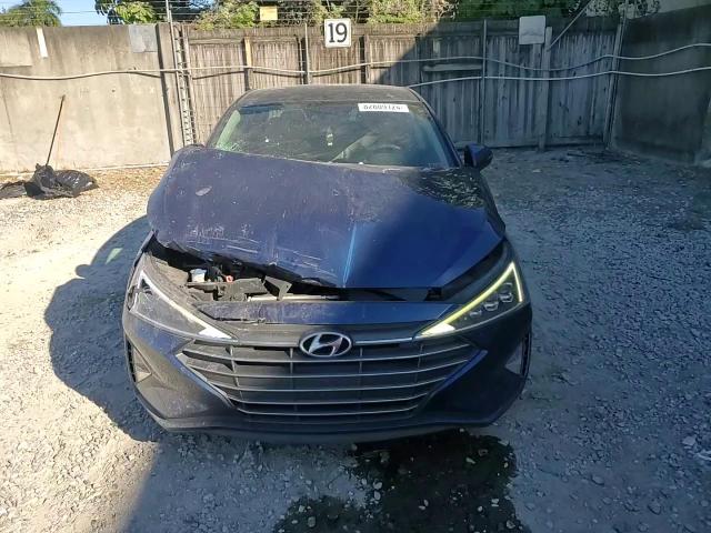2020 Hyundai Elantra - Image 10