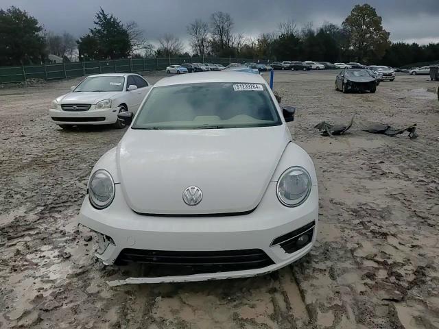 2013 Volkswagen Beetle Turbo VIN: 3VWVS7AT7DM686720 Lot: 81239264