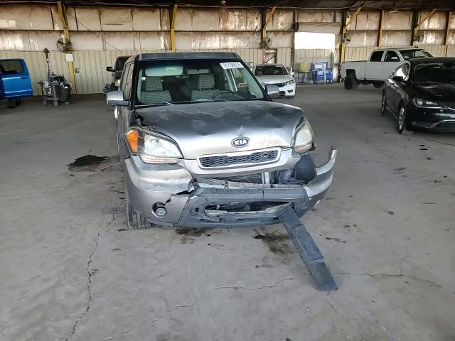 2010 Kia Soul + VIN: KNDJT2A22A7031248 Lot: 81106614