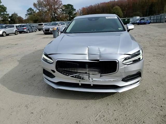 2018 Volvo S90 T5 Momentum VIN: LVY982MK4JP024892 Lot: 82542804