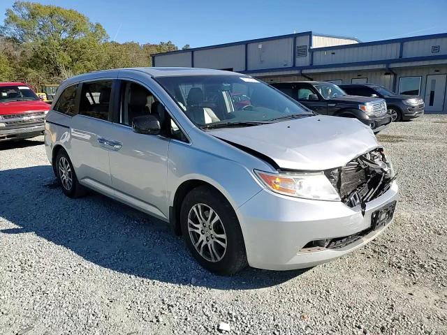 2011 Honda Odyssey - Image 12