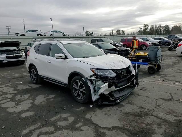 2017 Nissan Rogue S VIN: JN8AT2MV6HW021624 Lot: 81768184