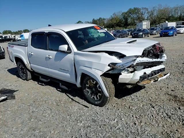 2016 Toyota Tacoma - Image 11