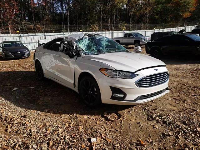 2020 Ford Fusion - Image 11