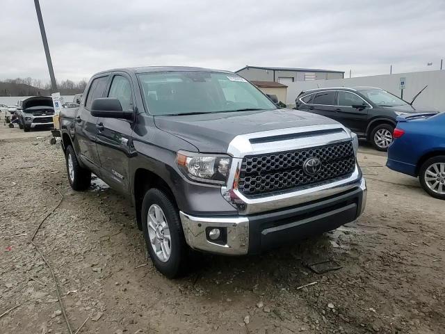 2020 Toyota Tundra Crewmax Sr5 VIN: 5TFDY5F11LX883979 Lot: 81800934