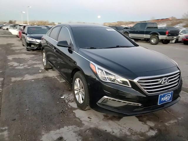 2015 Hyundai Sonata - Image 13