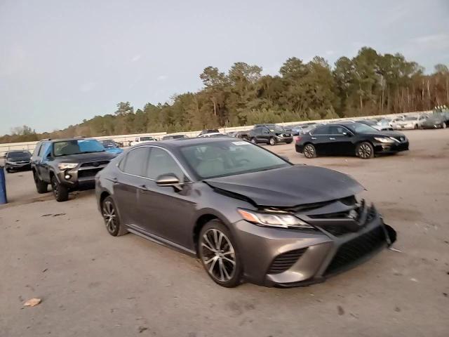 2019 Toyota Camry - Image 11